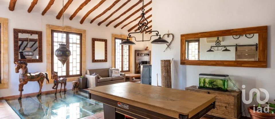 Cottage 6 bedrooms of 556 m² in Xaló (03727)