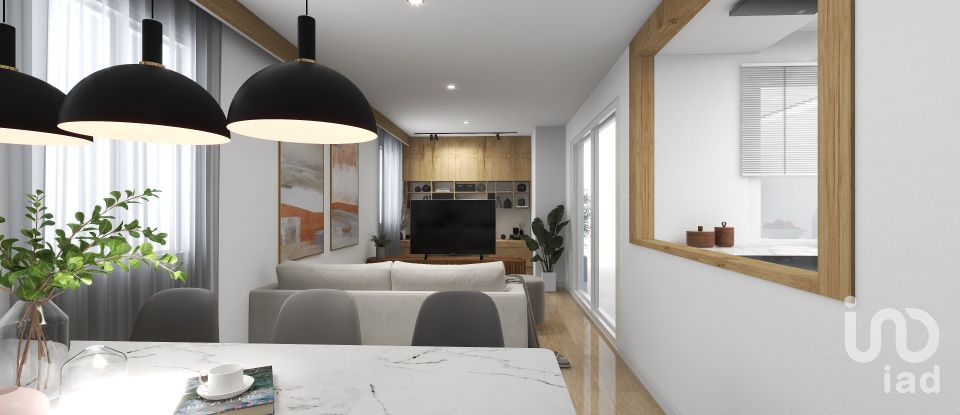 Casa tradicional 3 habitacions de 181 m² a Barcelona (08030)