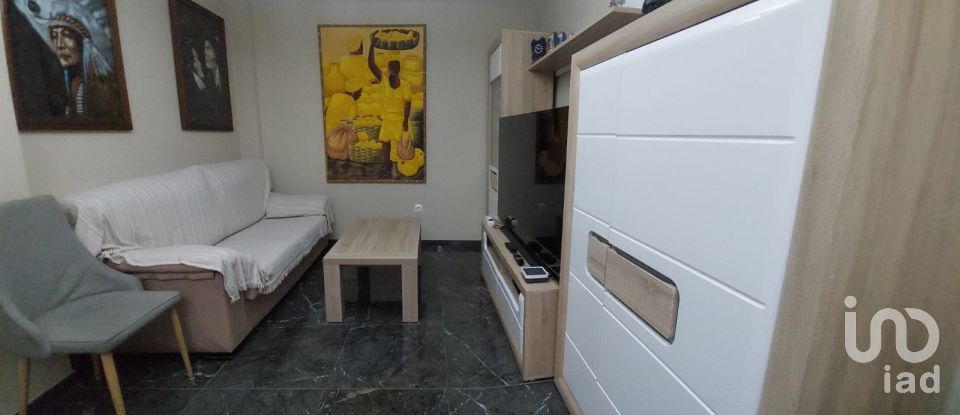 Pis 3 habitacions de 91 m² a Cádiz (11010)