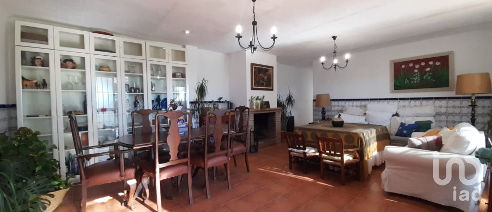 Country house 6 bedrooms of 145 m² in Cartaya (21450)