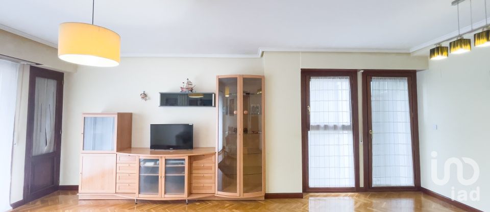 Duplex 3 bedrooms of 112 m² in Irun (20305)