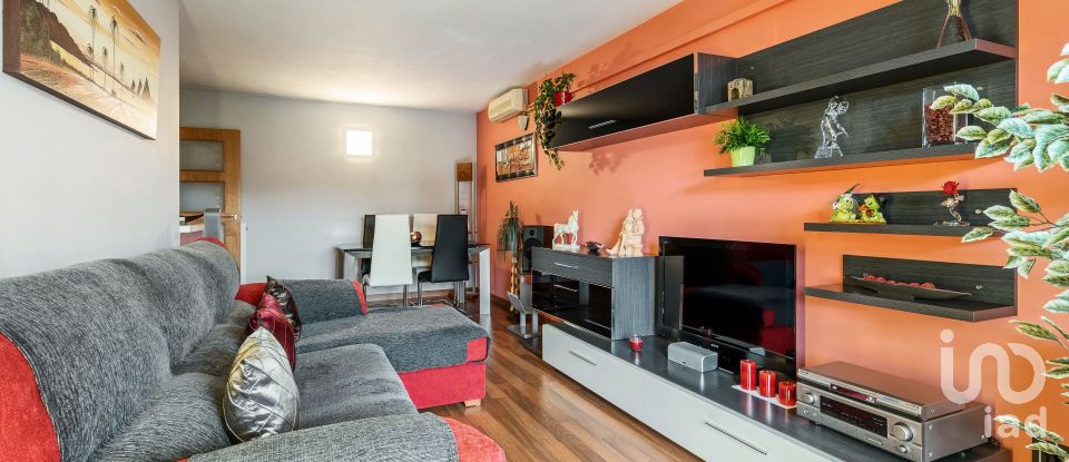 Appartement 4 chambres de 113 m² à Montcada i Reixac (08110)