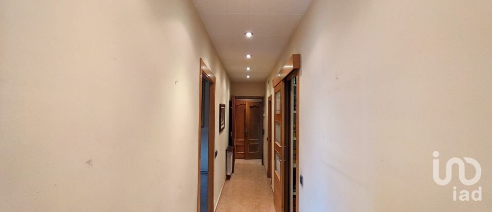 Casa 5 habitacions de 258 m² a Manresa (08242)