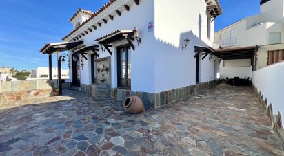 Casa rural 6 habitaciones de 376 m² en Lepe (21440)