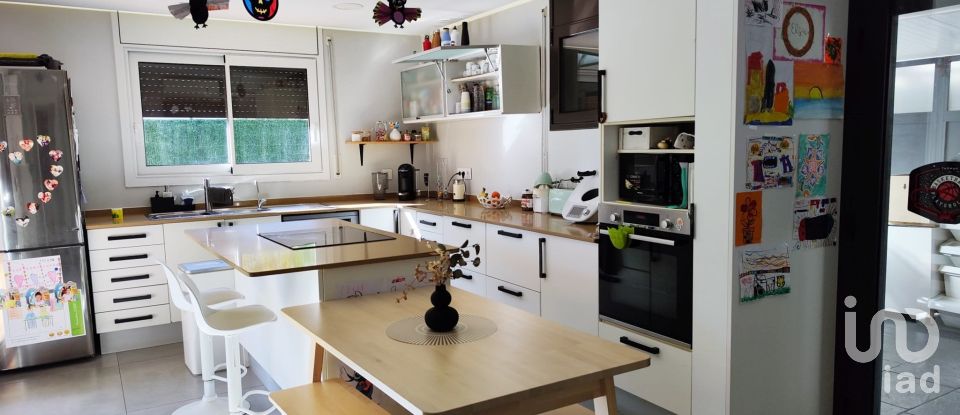 Casa 5 habitacions de 244 m² a Vilanova i la Geltrú (08800)