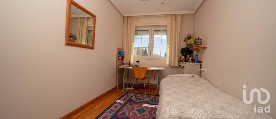 House 3 bedrooms of 235 m² in Villabalter (24191)