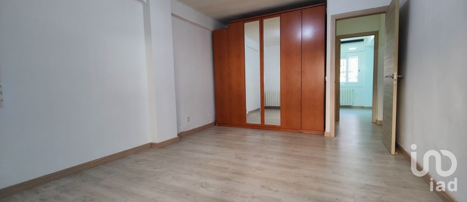 Estudi 3 habitacions de 77 m² a Barcelona (08020)