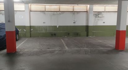 Zona de estacionamiento de 10 m² en Perillo (15172)