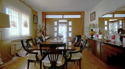 Casa 6 habitaciones de 440 m² en Argentona (08310)