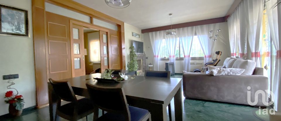 Casa 6 habitaciones de 440 m² en Argentona (08310)
