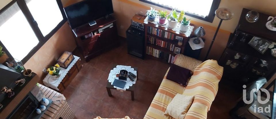 House 4 bedrooms of 325 m² in Aldea de La Valdoncina (24391)