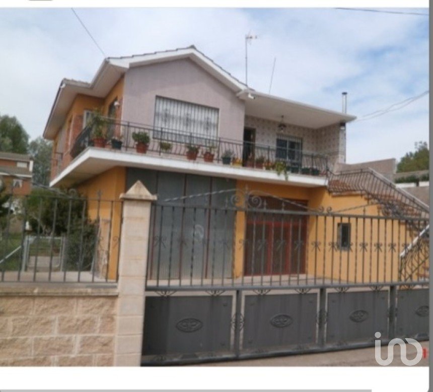 Casa 5 habitaciones de 250 m² en Veguellina de Orbigo (24350)