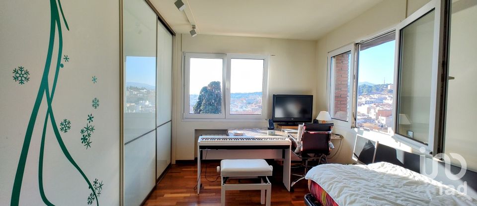 Chalet 5 habitaciones de 375 m² en Canet de Mar (08360)