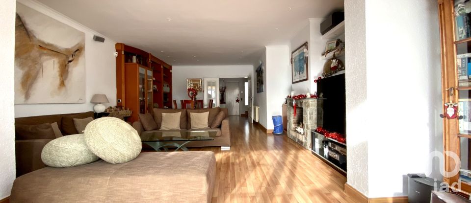 Casa 4 habitacions de 191 m² a Sant Andreu de Llavaneres (08392)