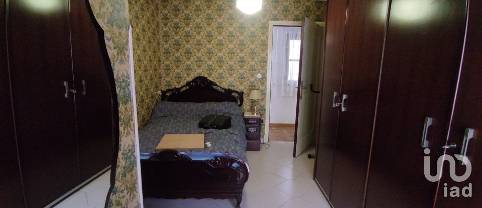 Piso 4 habitaciones de 138 m² en León (24008)