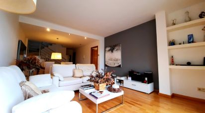 Maison 3 chambres de 190 m² à Sant Vicenç de Montalt (08394)