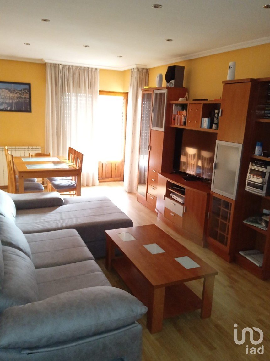 Appartement 3 chambres de 113 m² à La Bañeza (24750)