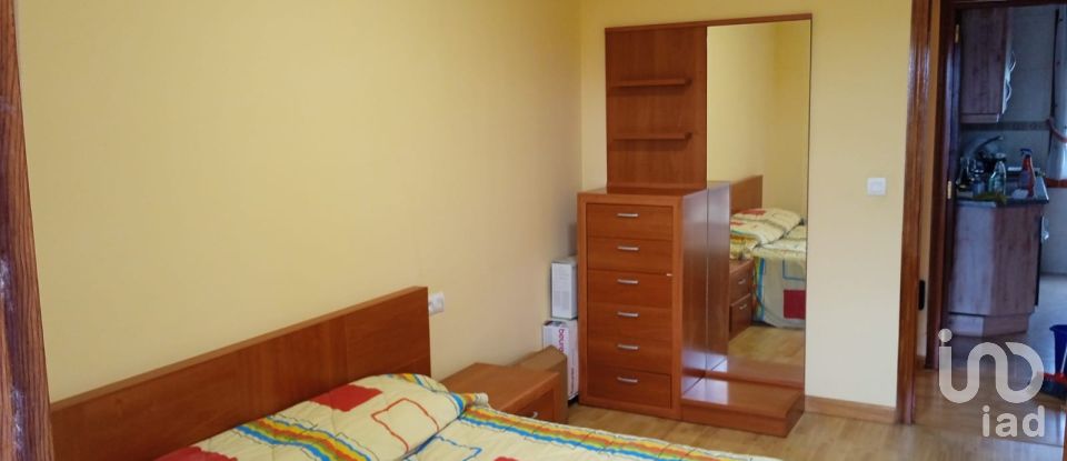 Apartment 3 bedrooms of 113 m² in La Bañeza (24750)