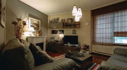 Apartment 1 bedroom of 56 m² in A Coruña (15009)