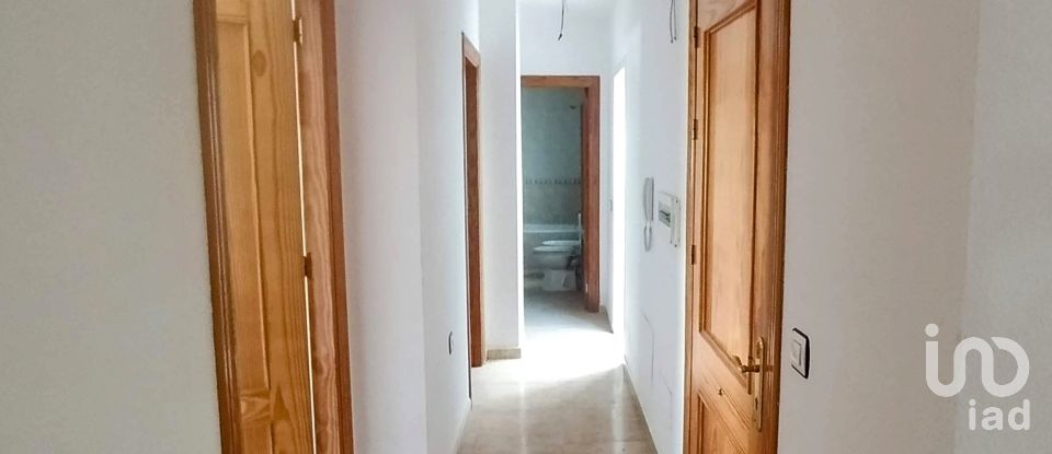 Appartement 3 chambres de 89 m² à Tabernas (04200)
