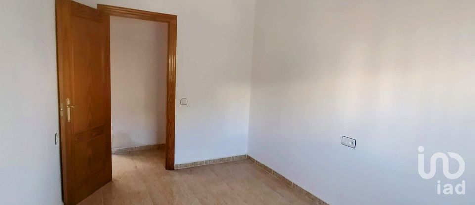 Appartement 3 chambres de 89 m² à Tabernas (04200)