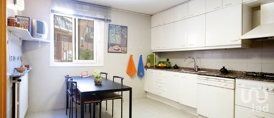 Xalet 4 habitacions de 178 m² a Barcelona (08005)