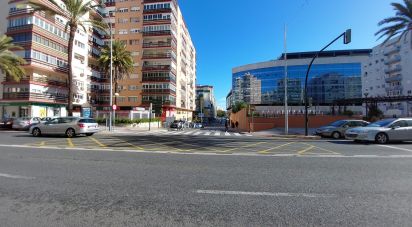 Pis 3 habitacions de 83 m² a Cádiz (11010)