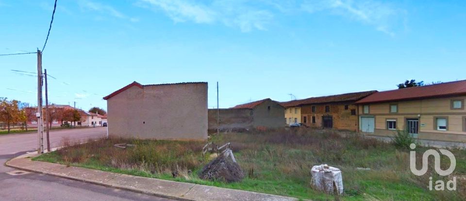 Terreno de 542 m² en Estebanez de La Calzada (24288)