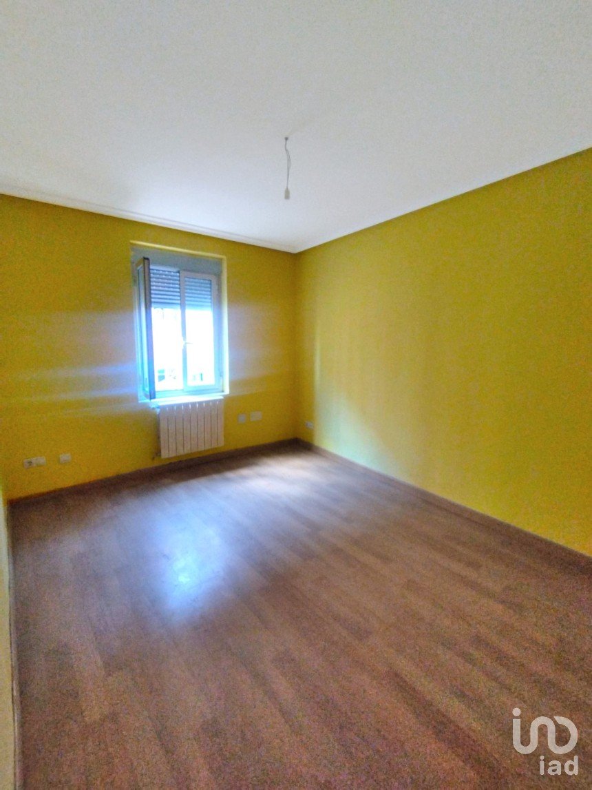 Appartement 3 chambres de 98 m² à León (24009)