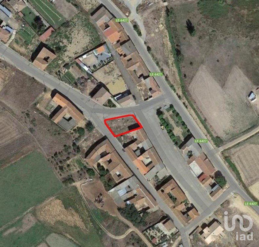 Terreno de 542 m² en Estebanez de La Calzada (24288)