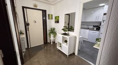 Appartement 4 chambres de 114 m² à Sabadell (08206)