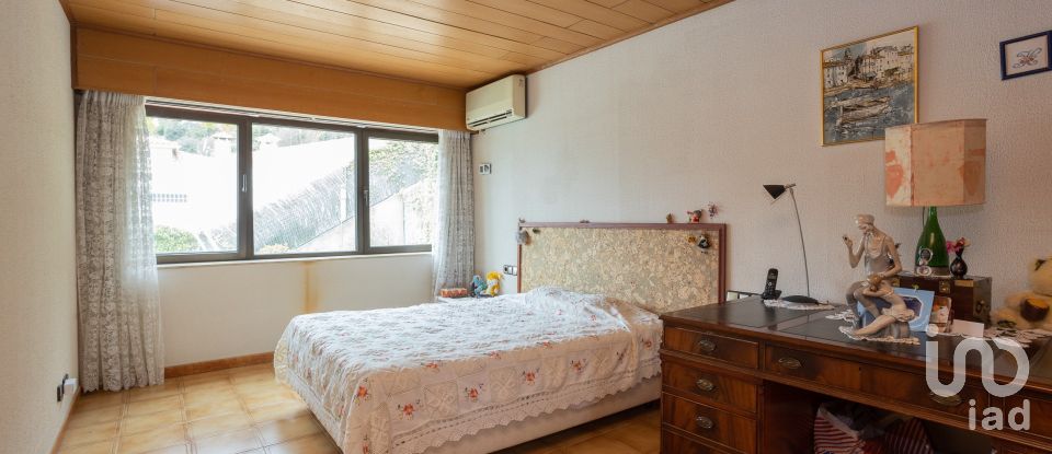 Lodge 5 bedrooms of 352 m² in Alella (08328)