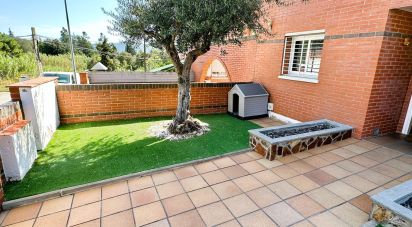 Casa 4 habitaciones de 234 m² en Argentona (08310)