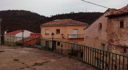 House 8 bedrooms of 243 m² in Valdemorillo de la Sierra (16340)