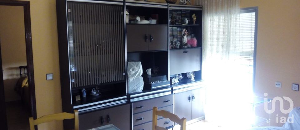 House 8 bedrooms of 243 m² in Valdemorillo de la Sierra (16340)