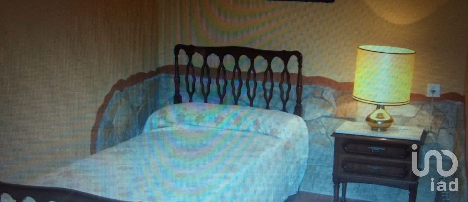 House 8 bedrooms of 243 m² in Valdemorillo de la Sierra (16340)