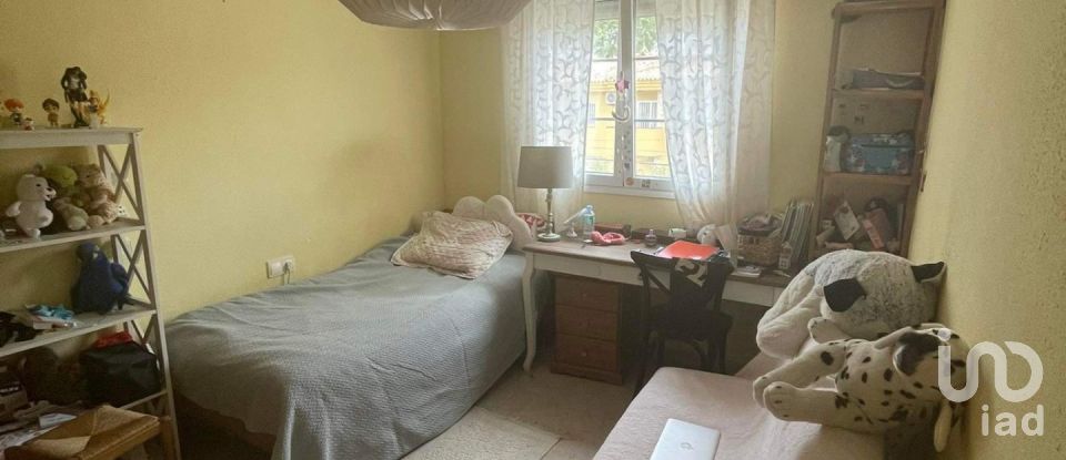 House 5 bedrooms of 306 m² in L'Alfas del Pi (03580)