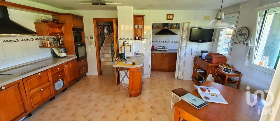 House 6 bedrooms of 382 m² in Villaverde de Abajo (24890)