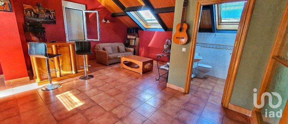 Casa 6 habitacions de 382 m² a Villaverde de Abajo (24890)