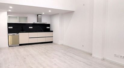 Pis 3 habitacions de 82 m² a Sabadell (08206)