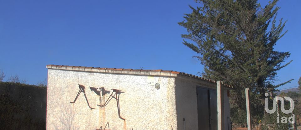 House 4 bedrooms of 501 m² in Valls (43800)