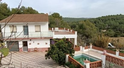 House 6 bedrooms of 251 m² in Cubelles (08880)