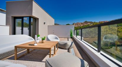 Piso 3 habitaciones de 122 m² en Nueva Andalucia (29670)