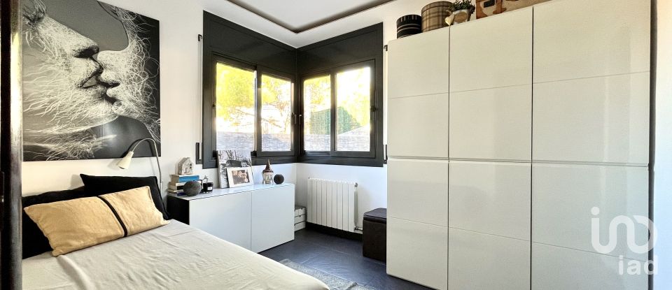 Casa 4 habitacions de 298 m² a Canyelles (08811)