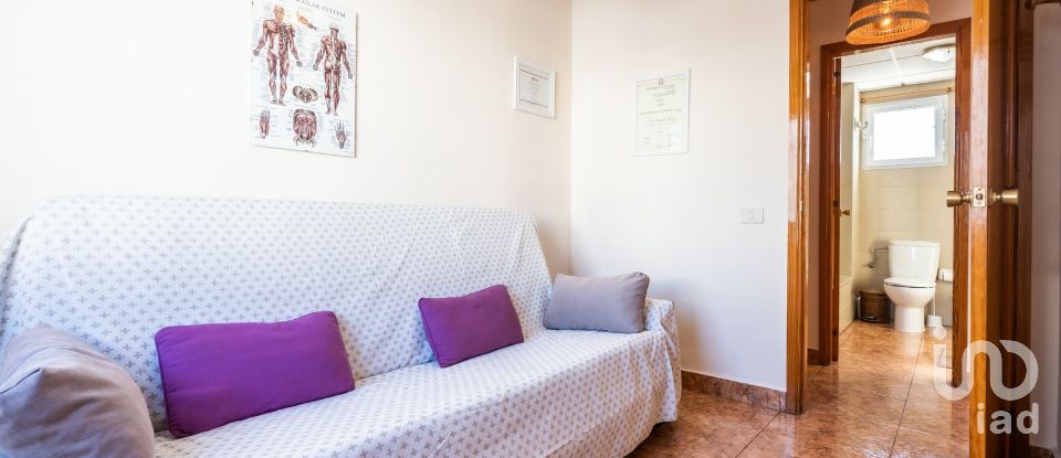 Apartment 3 bedrooms of 84 m² in Parque La Reina (38632)