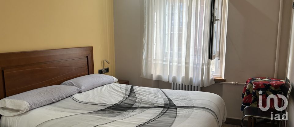Appartement 2 chambres de 83 m² à León (24002)