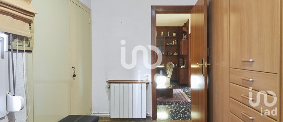 Pis 4 habitacions de 90 m² a Cornella de Llobregat (08940)