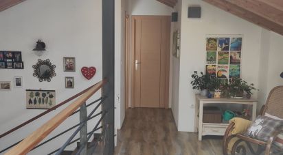 Casa 2 habitaciones de 200 m² en Capiello (33412)