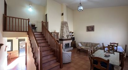 Casa 3 habitaciones de 184 m² en Las Navillas (45121)