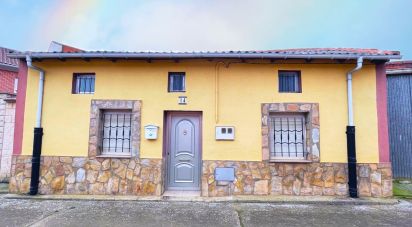 Gîte 3 chambres de 190 m² à Laguna de Negrillos (24234)